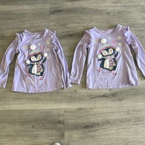 Play condition super cute penguin twin shirt